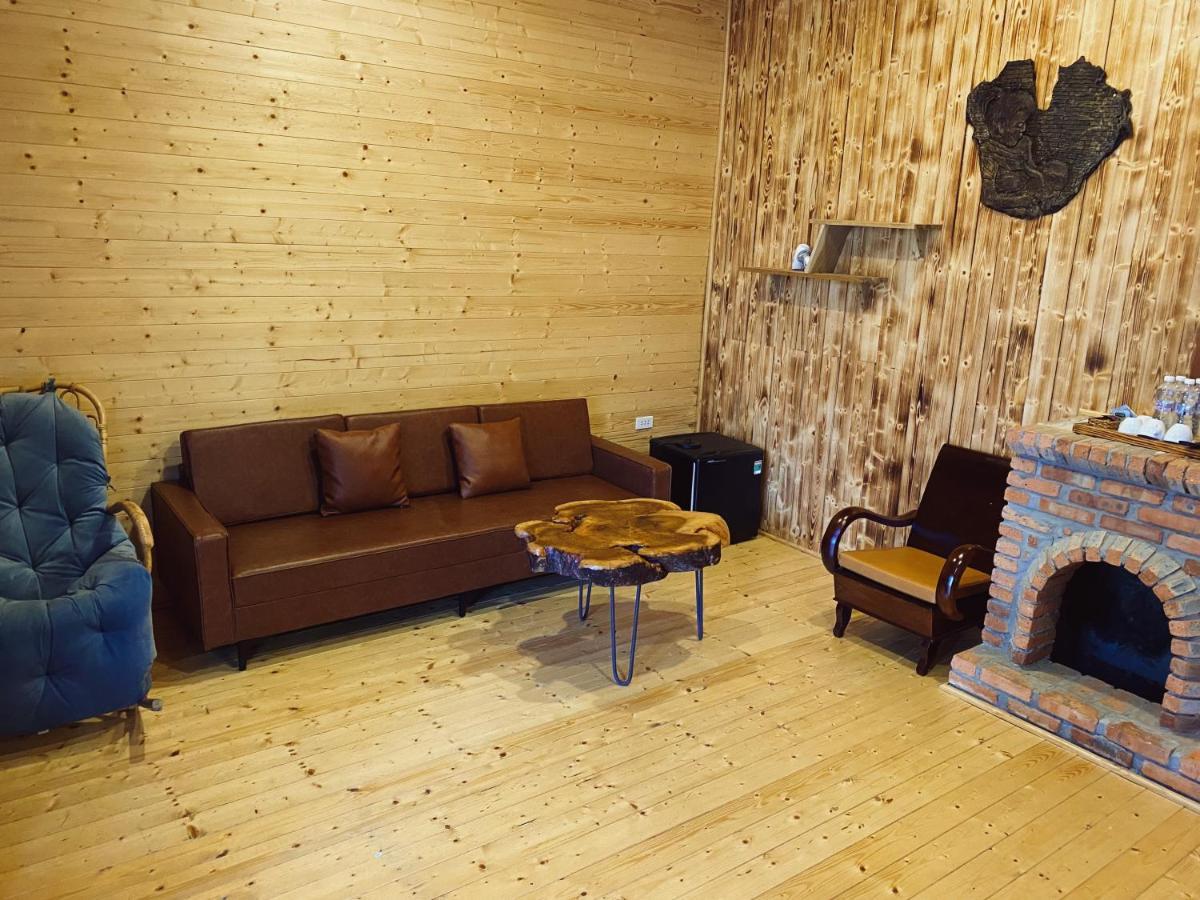 T'Mang Deeng Homestay Kon Von Kla Exterior photo